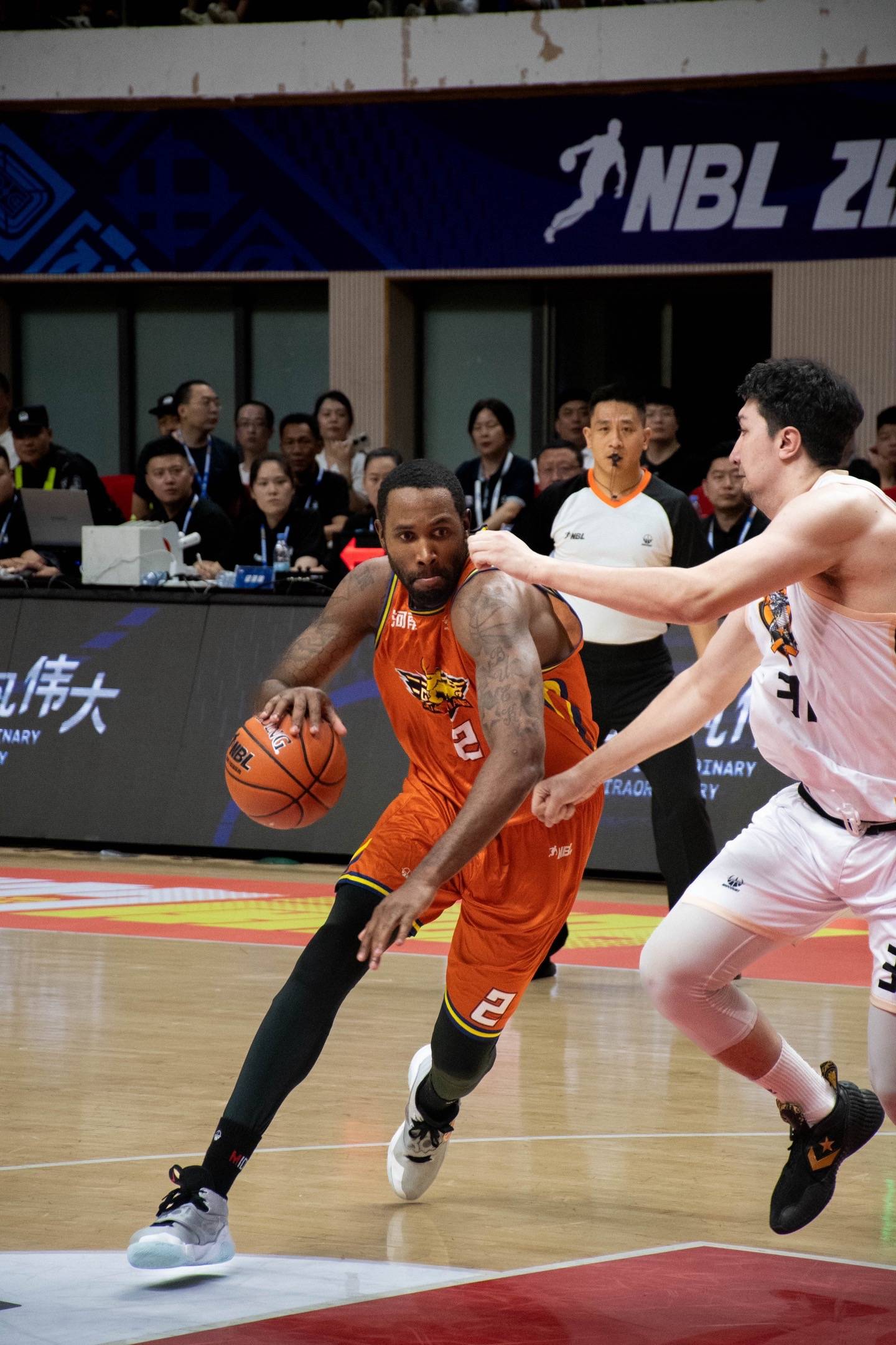 赛前菲尼克斯太阳刷新队史纪录——CBA季后赛节点到来，态度坚定，临场指挥获称赞的简单介绍