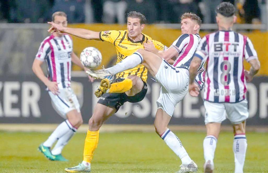 窗口期荷甲焦点战，多特蒙德强势反弹，目标明确，轮换策略成焦点的简单介绍